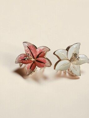 NEW Piper K Flower Design 2-Pack Metal Hair Claw Clip Hair Accessory 3 inch NWT